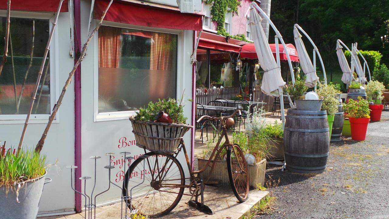 Hotel Coin Campagne à Adé Extérieur photo